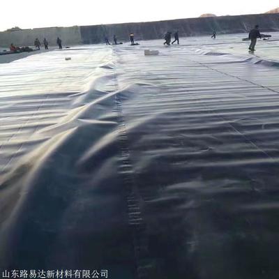 土工膜在現(xiàn)代養(yǎng)殖工程中的關(guān)鍵應(yīng)用 聚焦防滲與復(fù)合土工膜